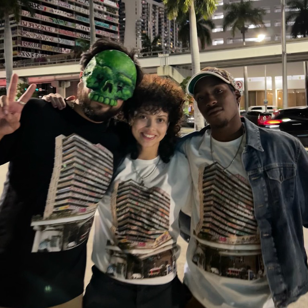 Kiss Cut Miami Basel Bomb